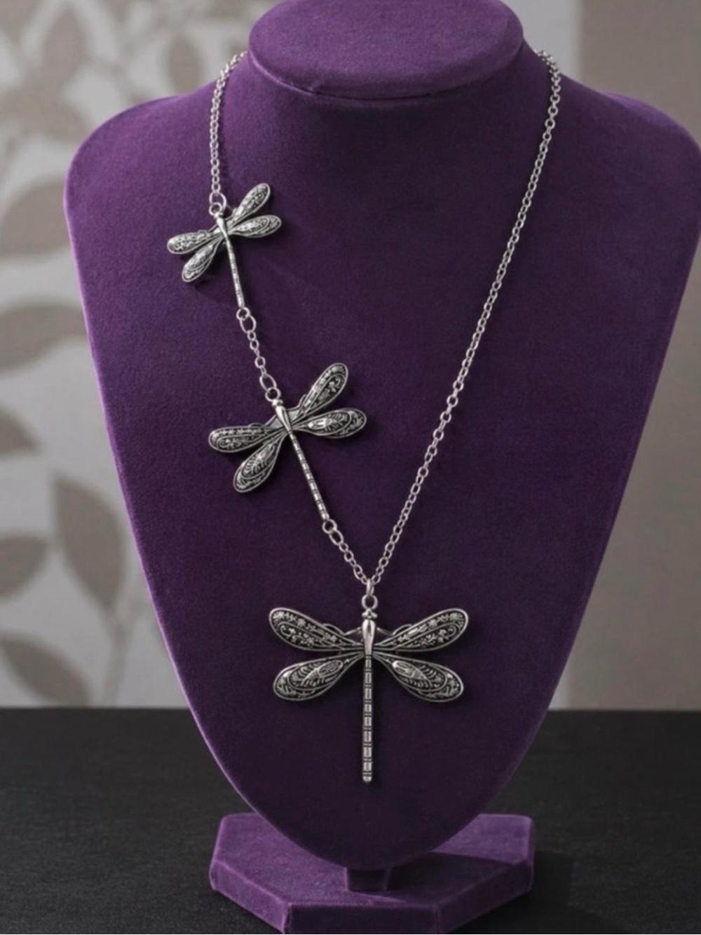 Silver Dragonfly Pendant Necklace - Women Jewelry